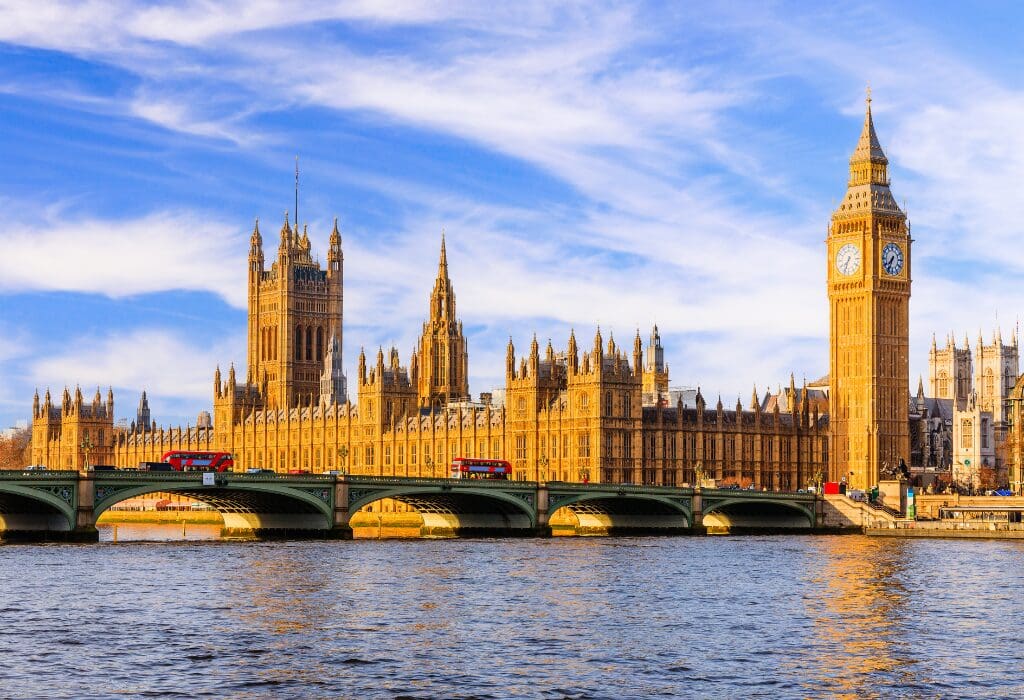 UK announcement eInvoicing April 2029